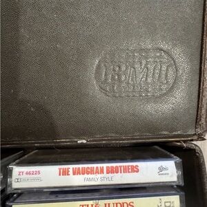 VTG 1980's BMI Beaux Merton Faux Leather 12 Cassette Tapes with Carrying Case